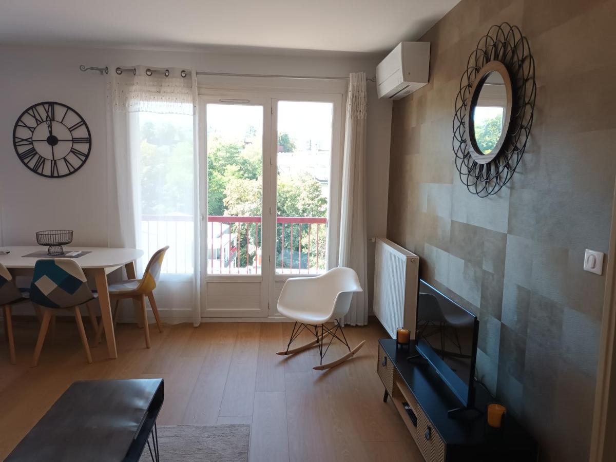 T2 Centre Ville, Soulages, Amphitheatre - Wifi Clim Balcon Parking